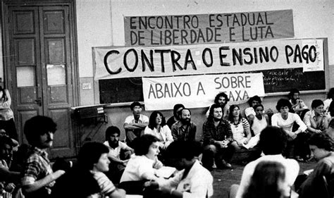 A Revolta dos Estudantes de 1973: Um marco na luta por democracia e igualdade social na Tailândia